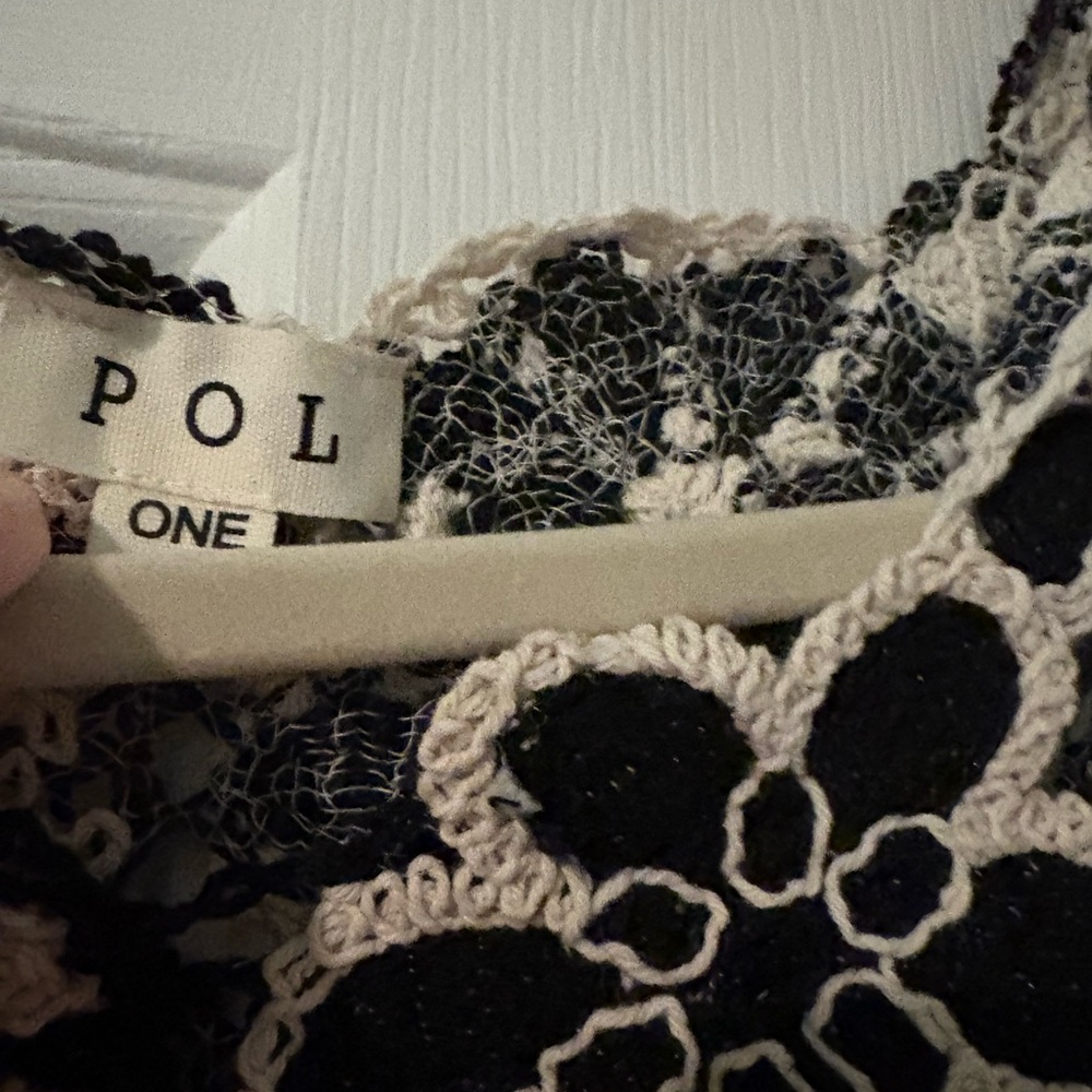 NWOT never worn 2 OSFM crotchet POL tops - Picture 4 of 14